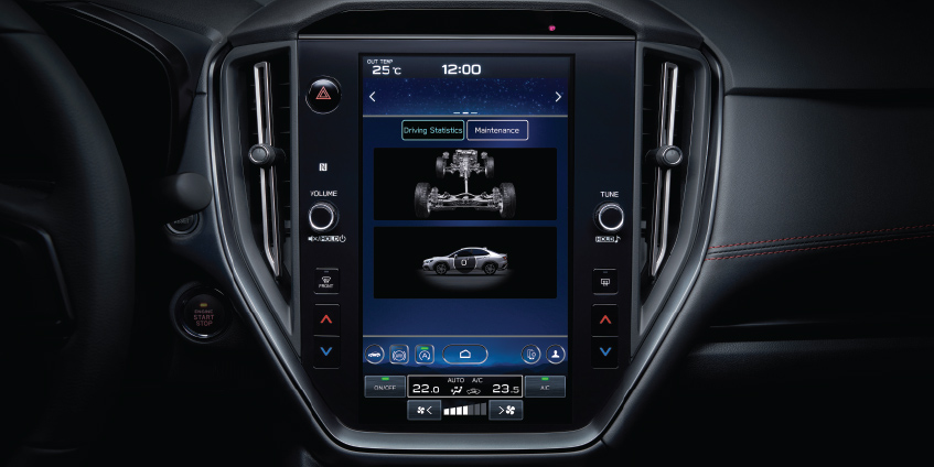 Pantalla táctil central de un Subaru mostrando información del aire acondicionado.